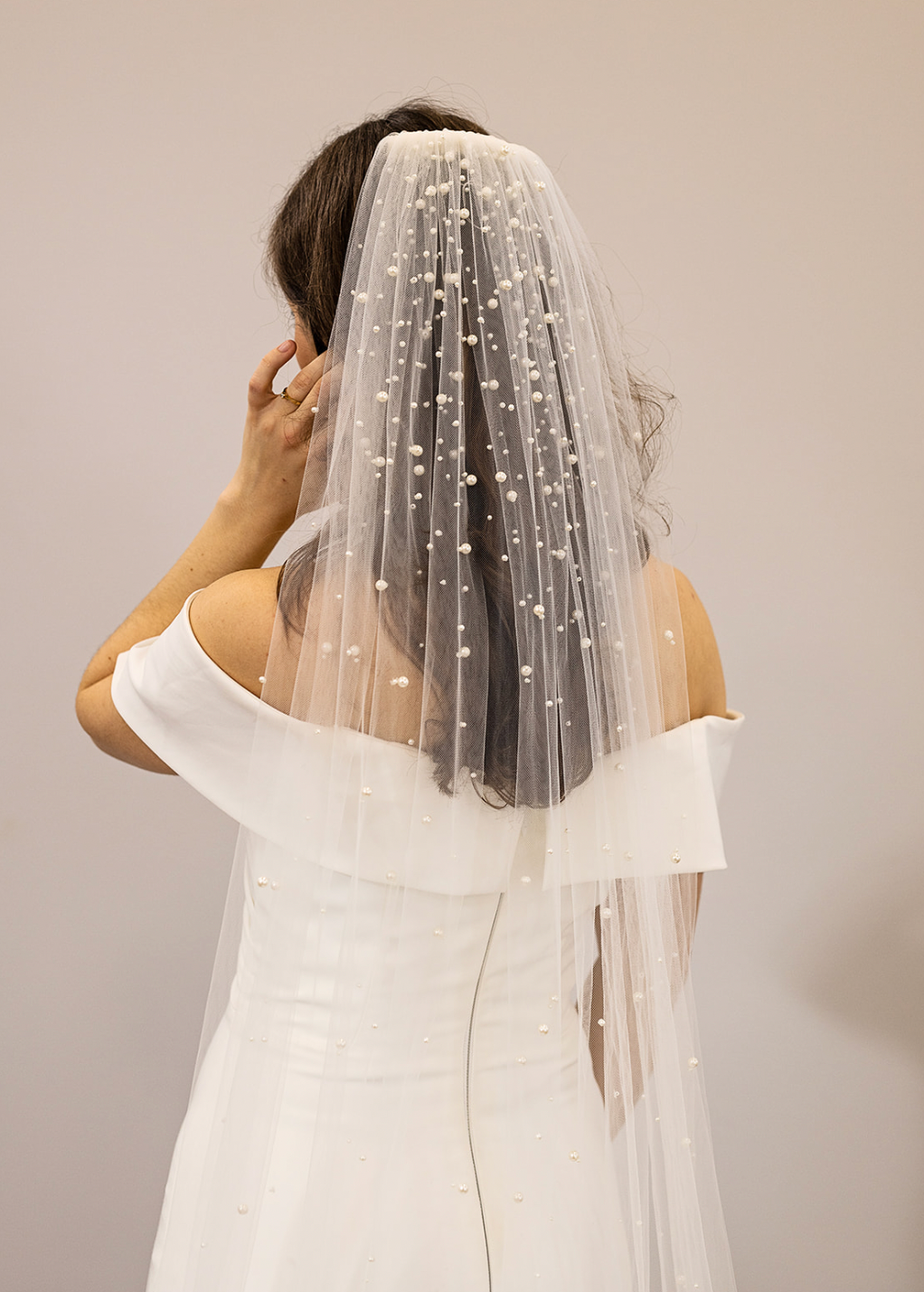 S220 Slør m. perledrys 280cm