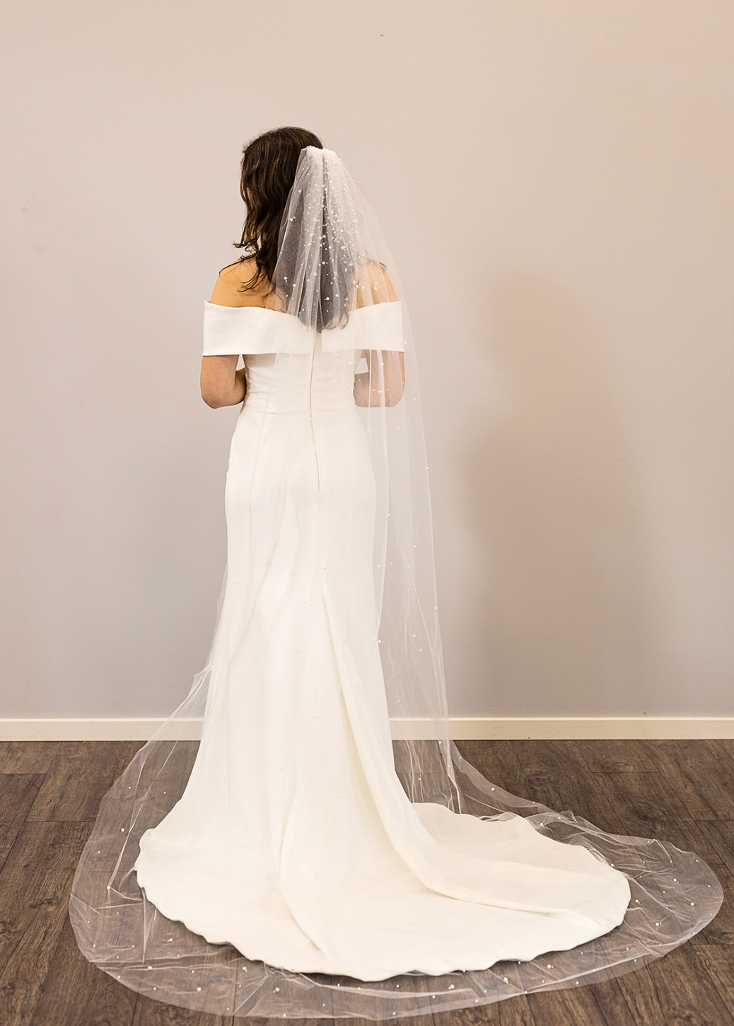 S220 Slør m. perledrys 280cm