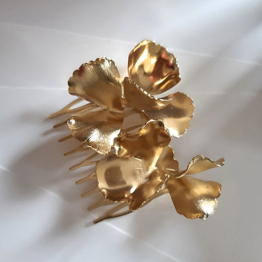 Hårkam i 24 karat guld med blomster motiv